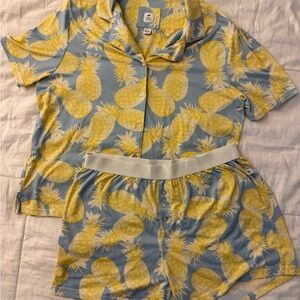 Hanna Andersson Pineapple Print Pajama Set - Blue and Yellow
